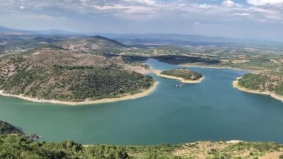 İzmir’de etkili olan sağanak yağışlar barajlara can suyu oldu. İZSU