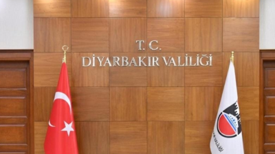 Diyarbakır Valiliği, kent genelinde gösteri ve yürüyüşlerin 4 gün süreyle