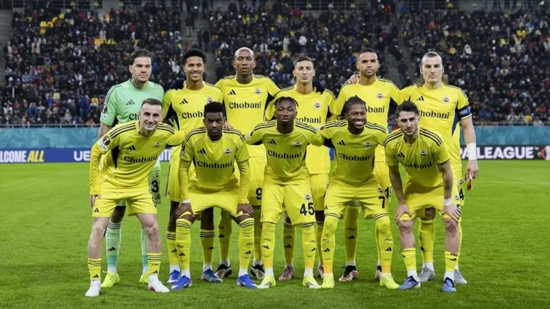 UEFA Avrupa Ligi lig aşamasını FCSB beraberliğiyle tamamlayan Fenerbahçe, son