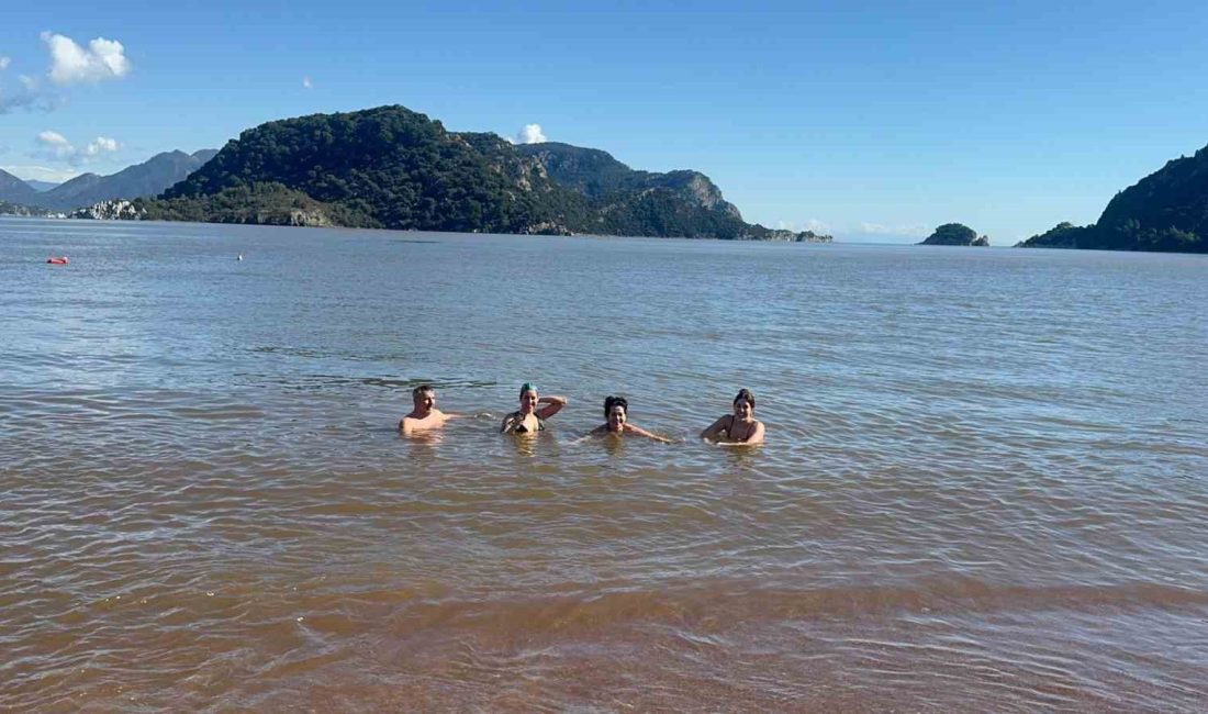 Muğla’nın Marmaris ilçesinde dün etkili olan sağanak ve fırtınanın ardından