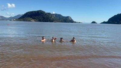 Muğla’nın Marmaris ilçesinde dün etkili olan sağanak ve fırtınanın ardından