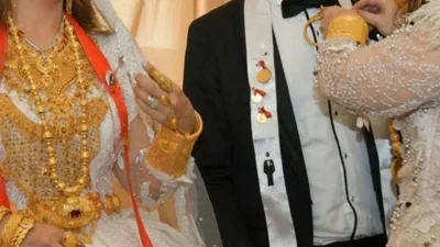 Kayseri’de bir vatandaş, yıllar önce akraba düğününde taktığı çeyrek altının