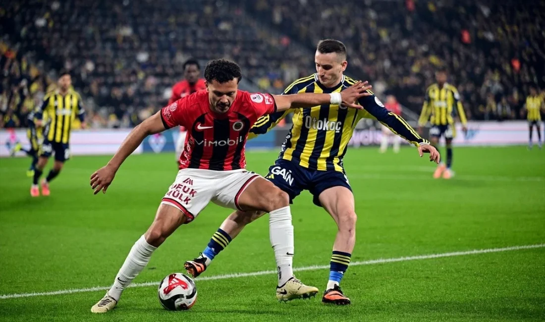 Süper Lig’in 21. haftasında Fenerbahçe, Şükrü Saraçoğlu Stadyumu’nda konuk ettiği