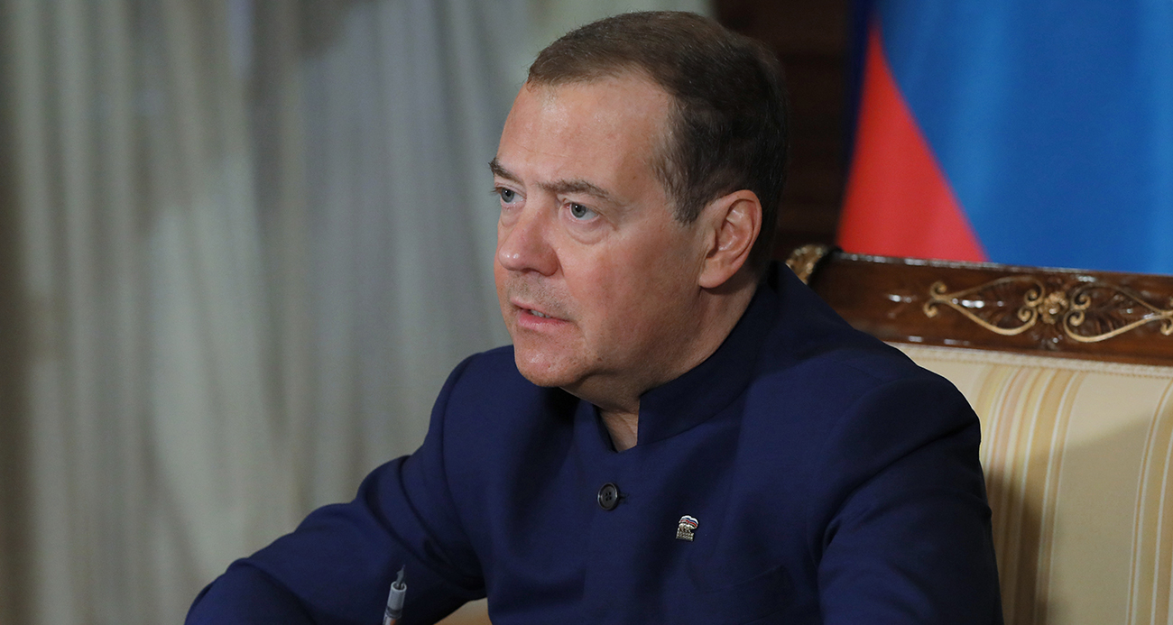 Dmitry Medvedev, İran’a yönelik saldırılar sonrası ABD’yi hedef aldı. Medvedev,