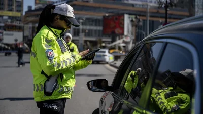 Karayolları Trafik Kanunu’nda yapılan değişiklik TBMM’de kabul edilerek yasalaştı. Yeni