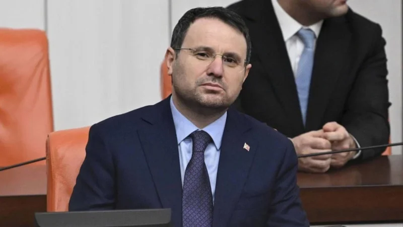 Adalet Bakanı Akın Gürlek, uzun yıllar sürebilen çekişmeli boşanma davalarını