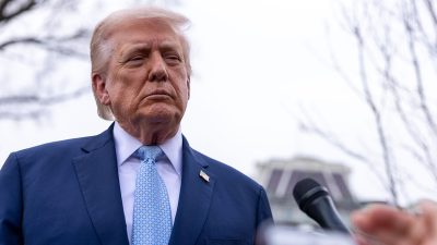 ABD Başkanı Donald Trump, İran’a yönelik operasyonların devam ettiğini belirtirken,