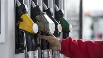 Küresel petrol piyasalarındaki kriz derinleşirken, Hürmüz Boğazı’nda yaşanan aksaklıkların etkisiyle